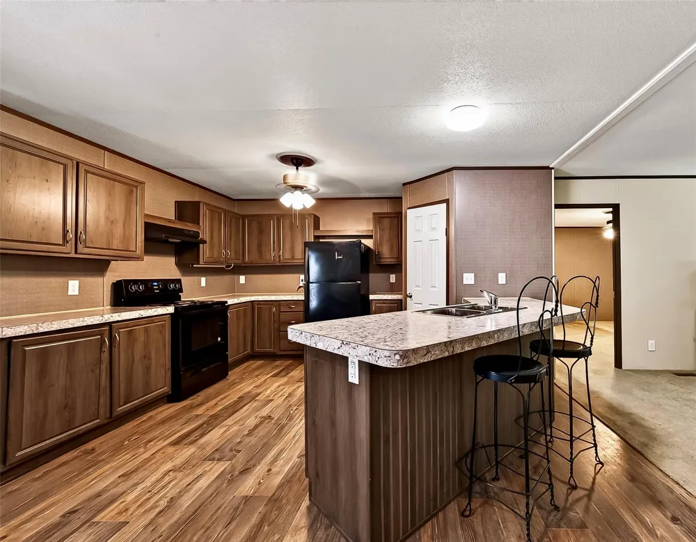 590 County Road 149 Road Boling, TX 77420