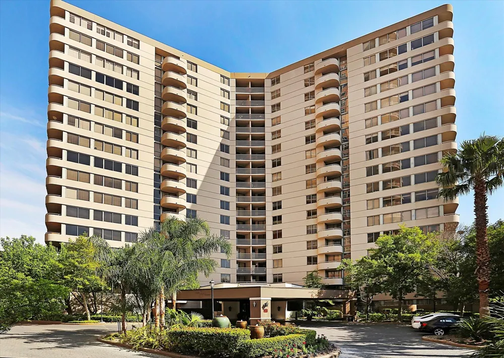 3525 Sage Road #512 Houston, TX 77056