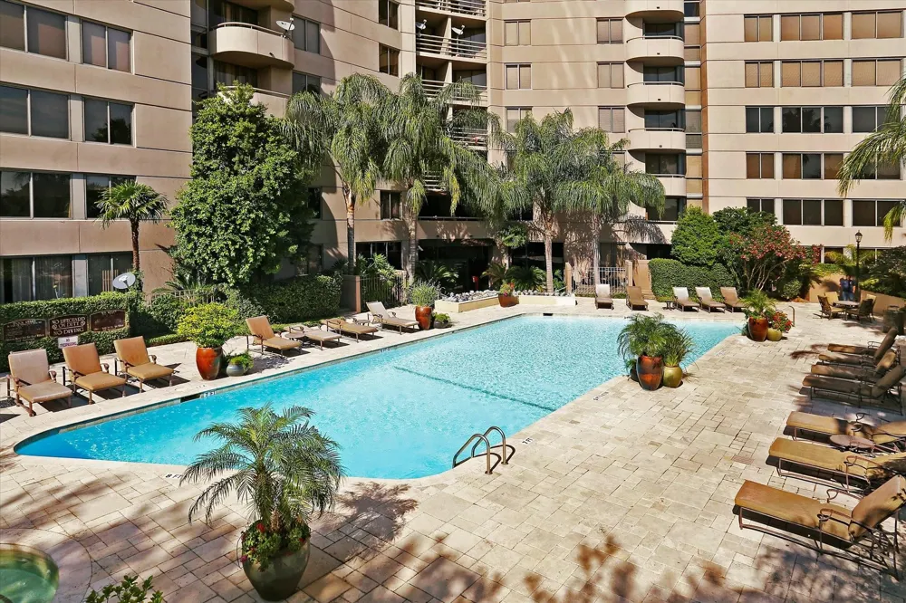 3525 Sage Road #512 Houston, TX 77056