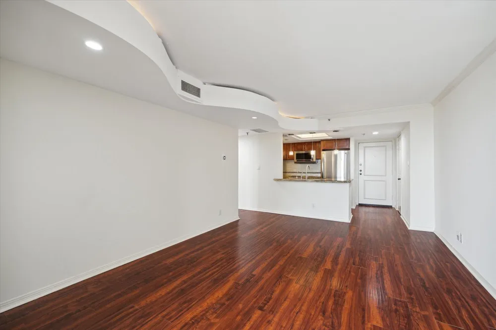3525 Sage Road #512 Houston, TX 77056