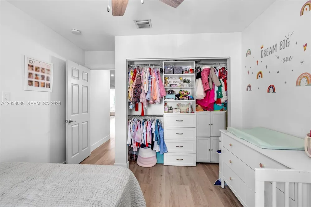 11203 NW 73rd Ter Doral, FL 33178
