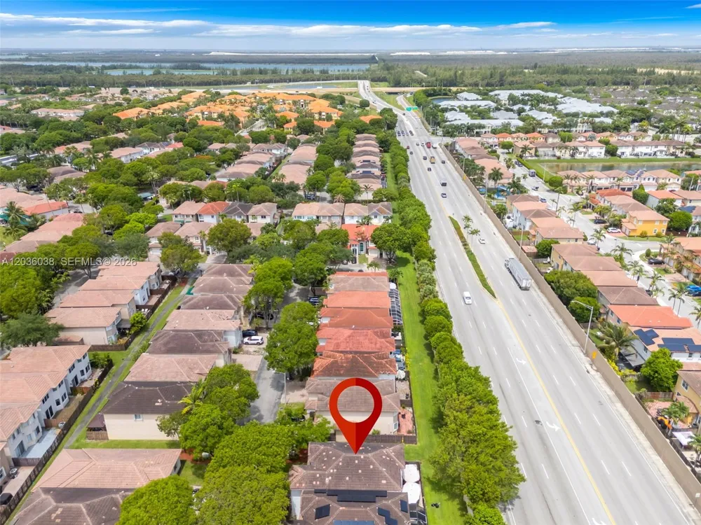11203 NW 73rd Ter Doral, FL 33178