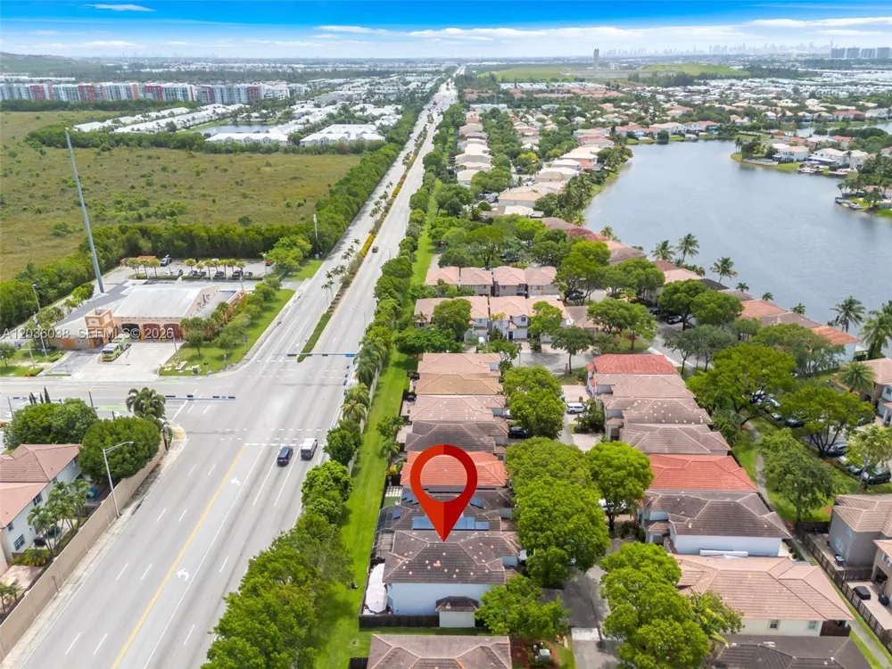 11203 NW 73rd Ter Doral, FL 33178