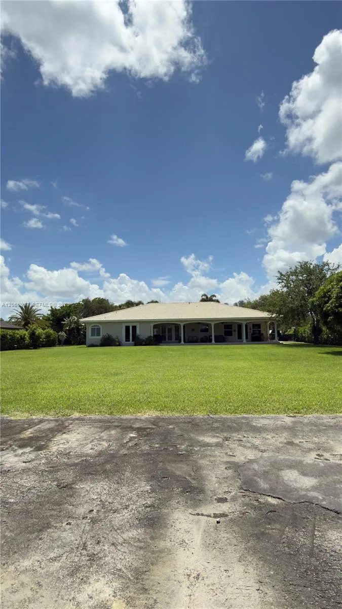 27803 SW 172nd Pl Homestead, FL 33031