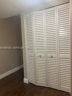 3246 Pine Island Rd #101 Sunrise, FL 33351