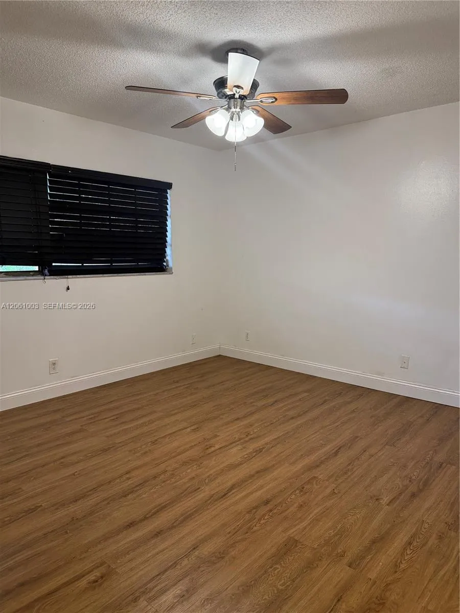 3246 Pine Island Rd #101 Sunrise, FL 33351