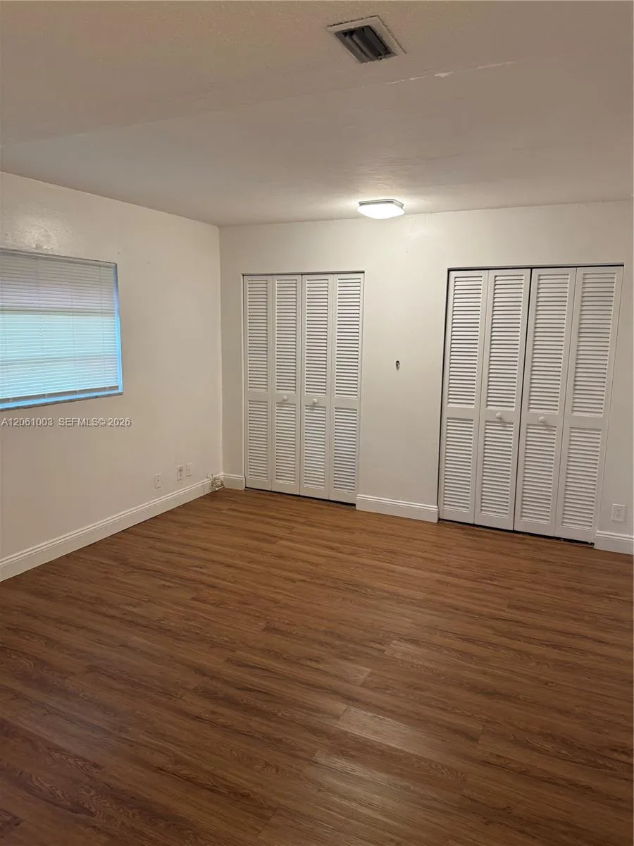 3246 Pine Island Rd #101 Sunrise, FL 33351