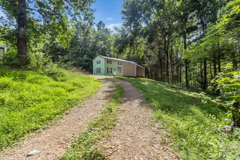 6112 King Robert Ln