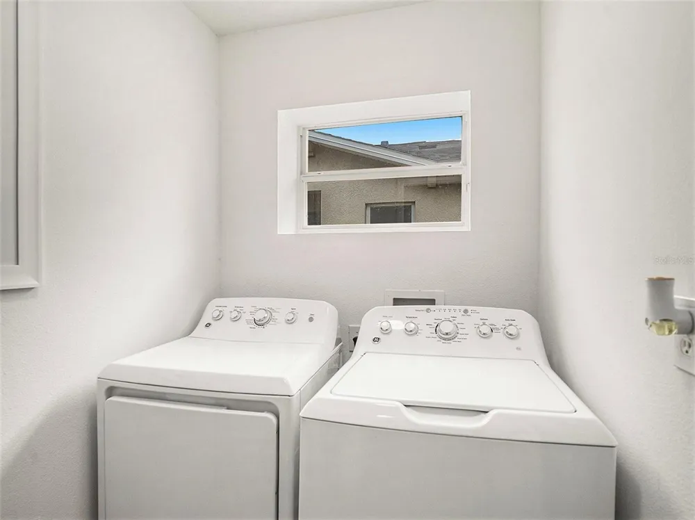 7833 CARRIAGE POINTE DRIVE Gibsonton, FL 33534