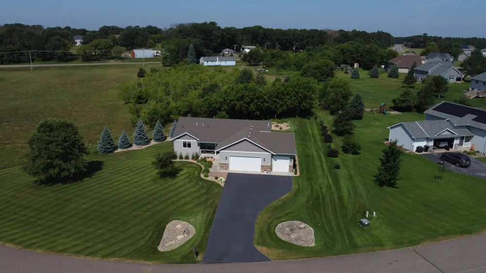 24456 140th Court Zimmerman, MN 55398