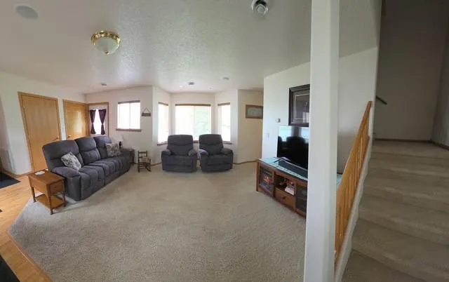 11619 24th Street SE Valley City, ND 58072