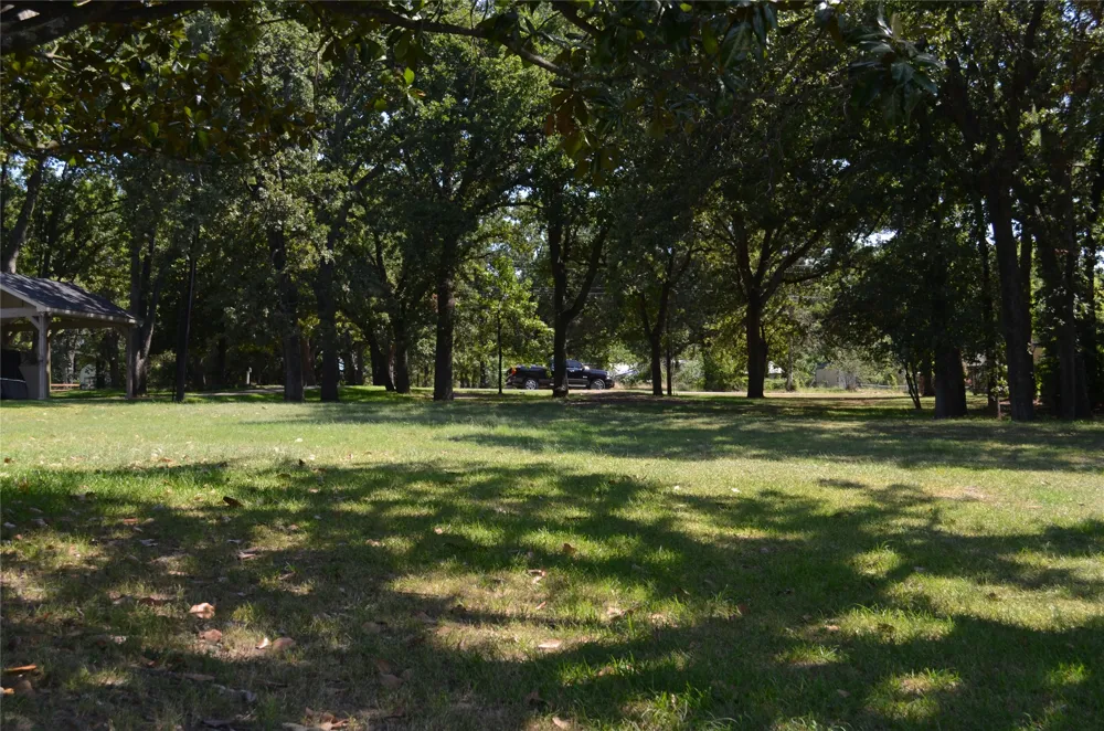 121 Autumn Wood Trail Gun Barrel City, TX 75156