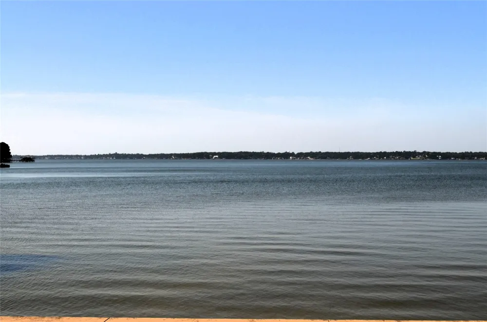 121 Autumn Wood Trail Gun Barrel City, TX 75156