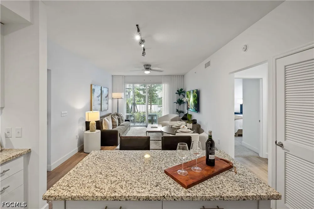 Treeline Ave #S2-206 Fort Myers, FL 33913