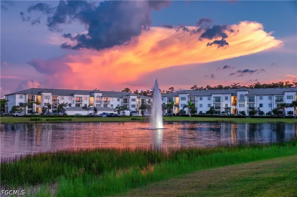 Treeline Ave #S2-206 Fort Myers, FL 33913