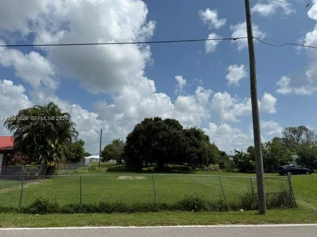 757 SW Avenue R Moore Haven, FL 33471