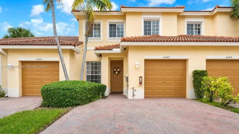 3247 NW 31st Ter