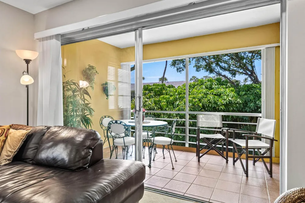 2360 SW 22nd Avenue #402 Delray Beach, FL 33445