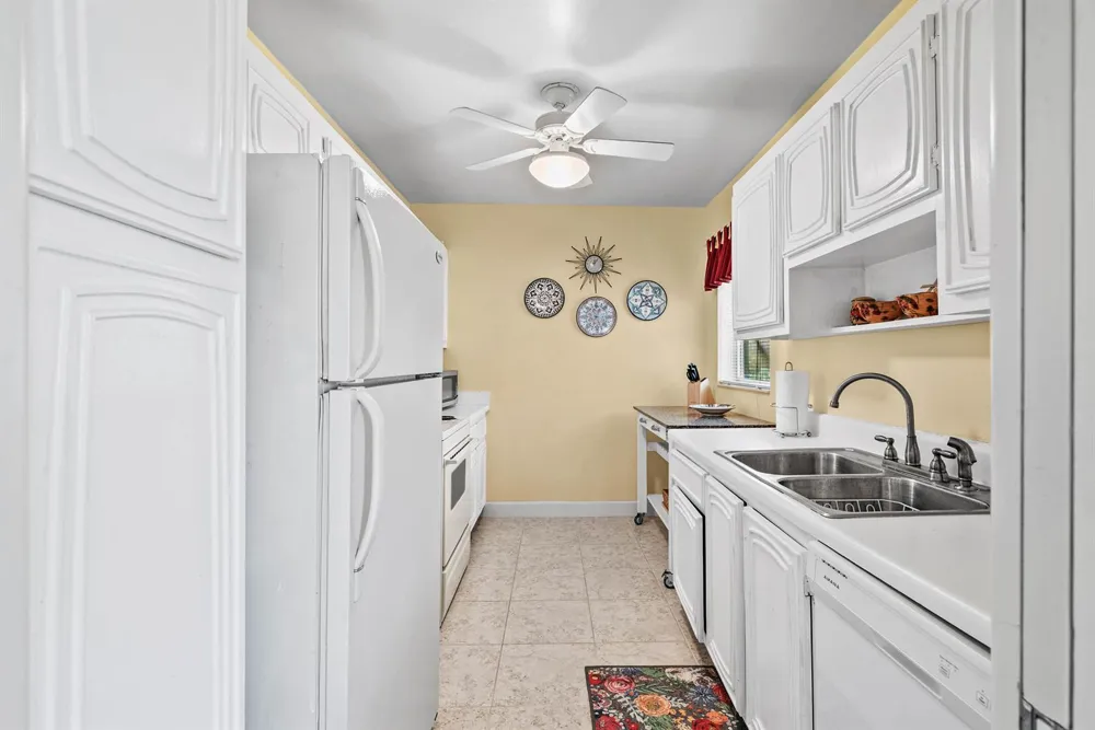 2360 SW 22nd Avenue #402 Delray Beach, FL 33445