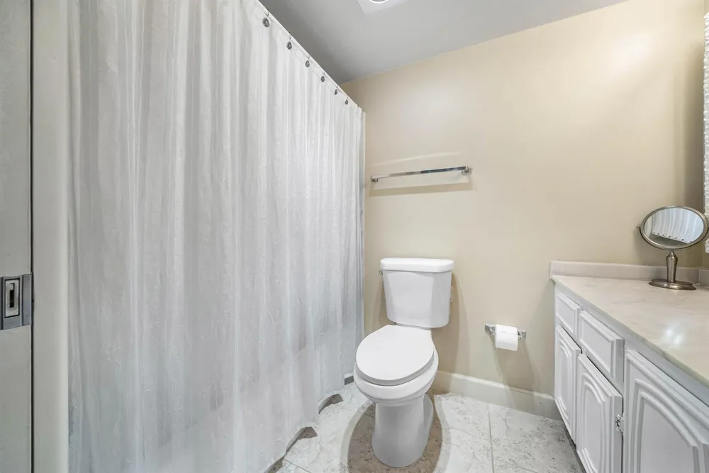 2360 SW 22nd Avenue #402 Delray Beach, FL 33445