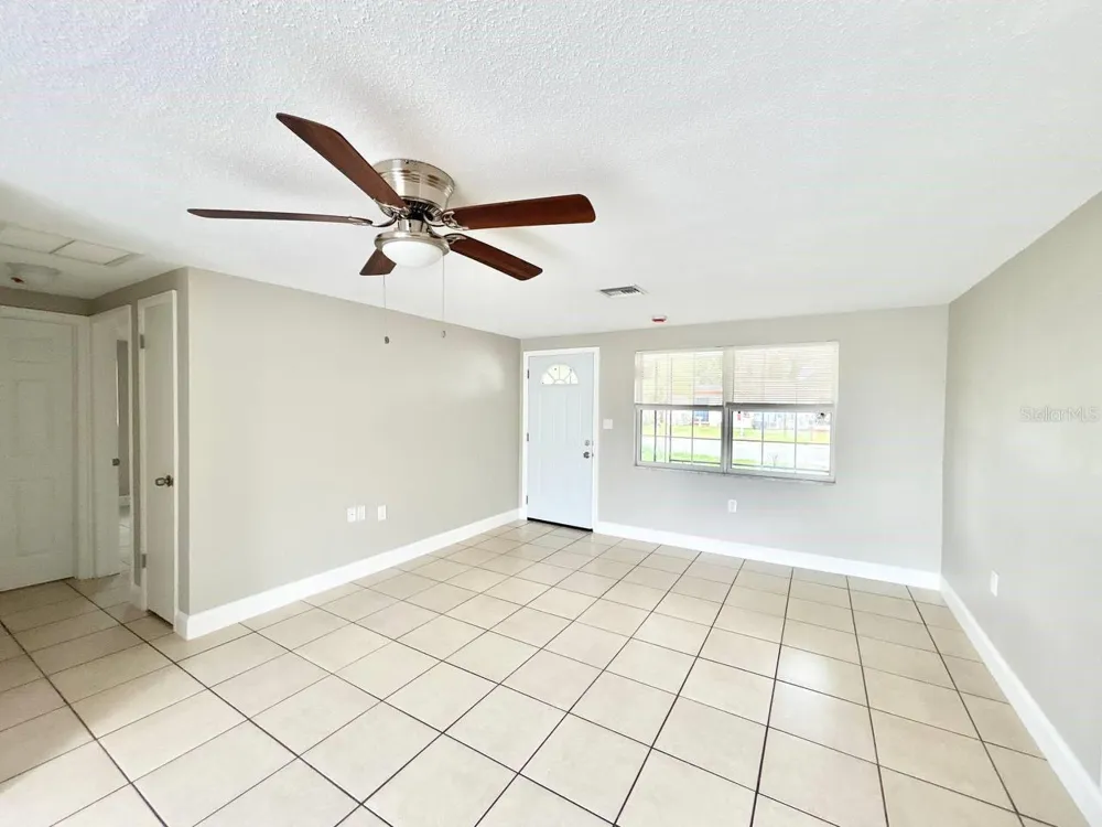 3323 FAIRMOUNT DRIVE Holiday, FL 34691