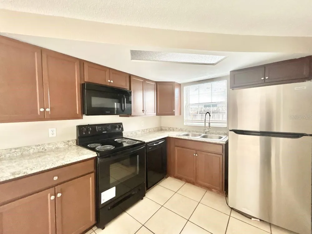 3323 FAIRMOUNT DRIVE Holiday, FL 34691