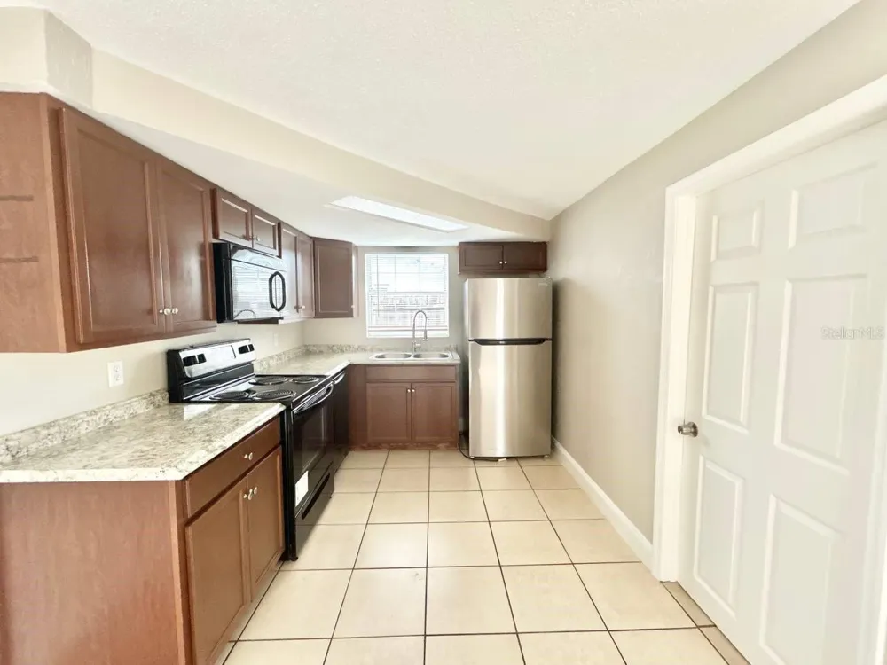 3323 FAIRMOUNT DRIVE Holiday, FL 34691