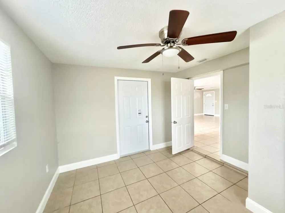3323 FAIRMOUNT DRIVE Holiday, FL 34691