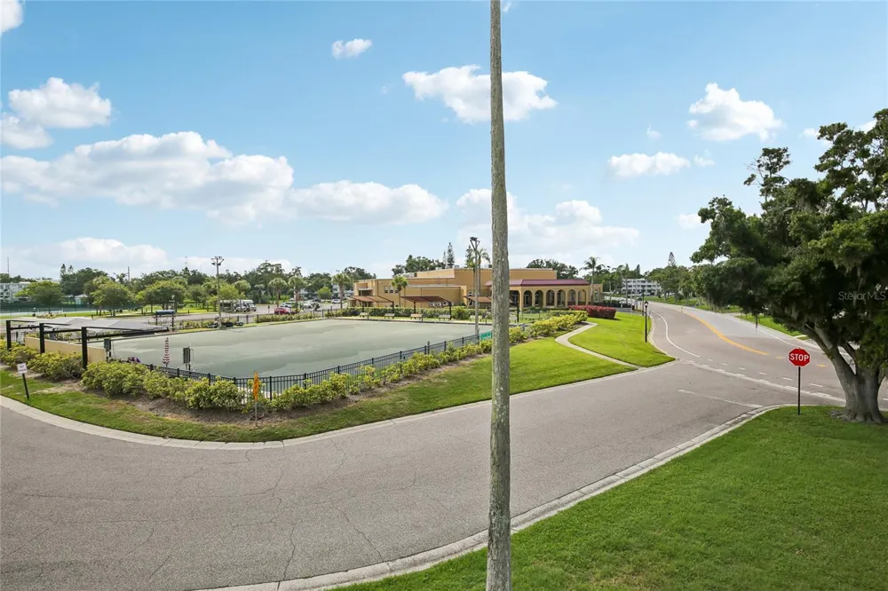 2380 WORLD PARKWAY BOULEVARD #40 Clearwater, FL 33763