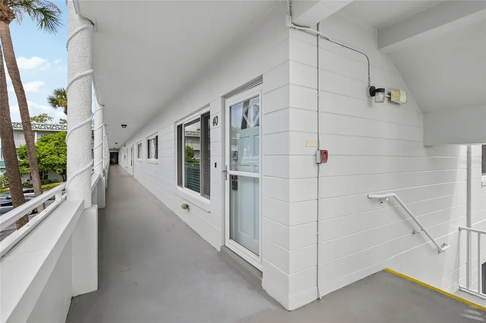 2380 WORLD PARKWAY BOULEVARD #40 Clearwater, FL 33763