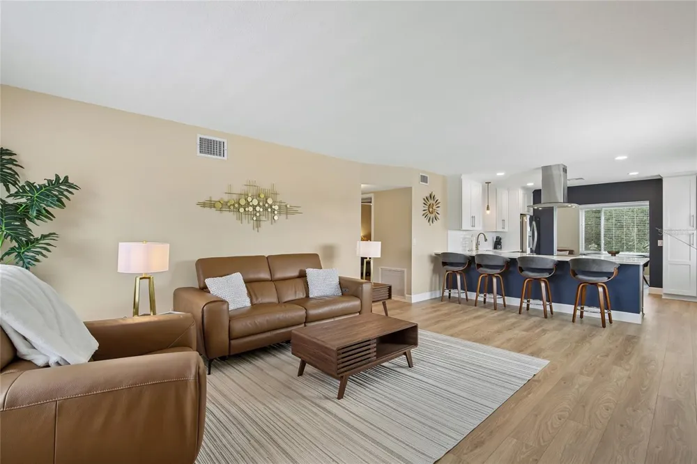 2380 WORLD PARKWAY BOULEVARD #40 Clearwater, FL 33763