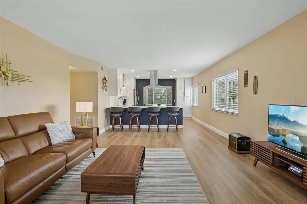 2380 WORLD PARKWAY BOULEVARD #40 Clearwater, FL 33763
