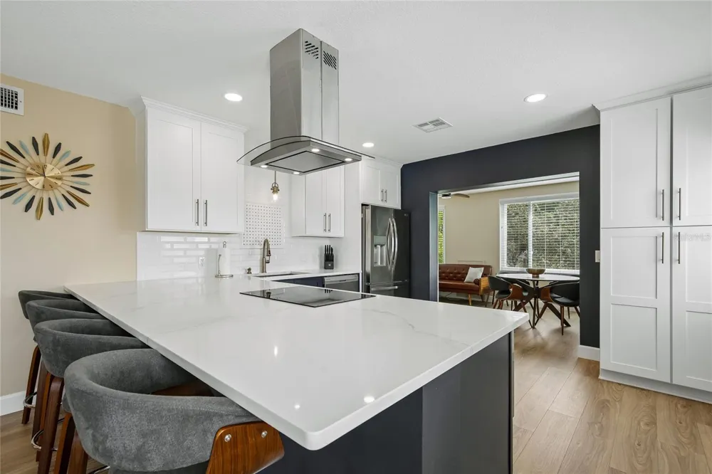 2380 WORLD PARKWAY BOULEVARD #40 Clearwater, FL 33763