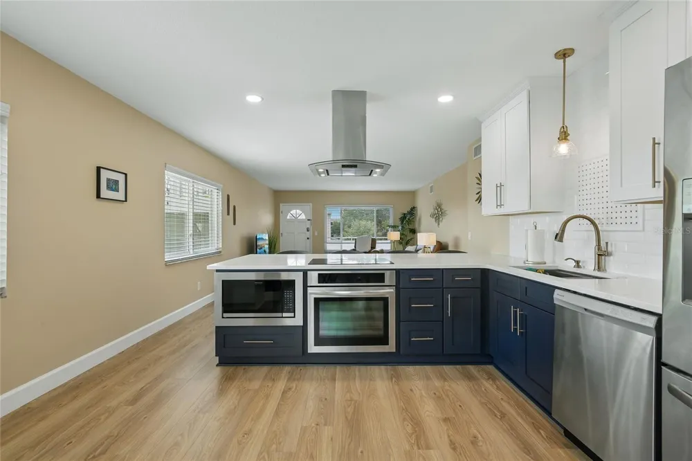 2380 WORLD PARKWAY BOULEVARD #40 Clearwater, FL 33763