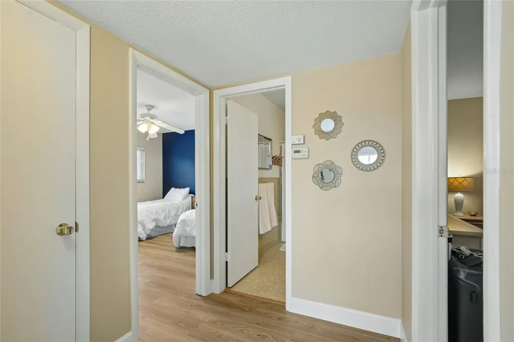 2380 WORLD PARKWAY BOULEVARD #40 Clearwater, FL 33763
