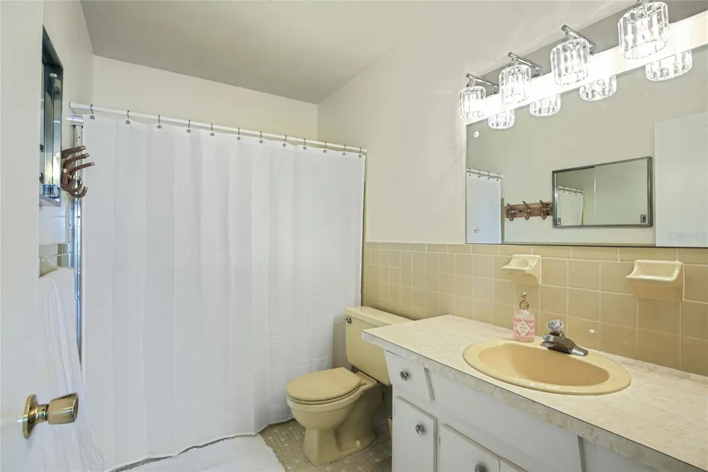 2380 WORLD PARKWAY BOULEVARD #40 Clearwater, FL 33763