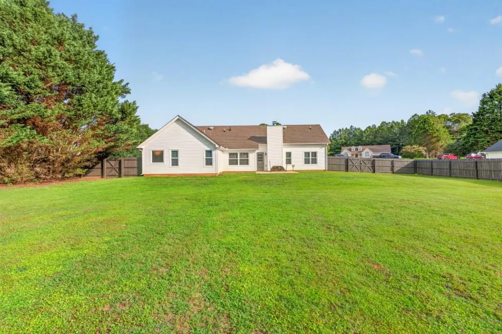 2337 Hartley Court Statham, GA 30666