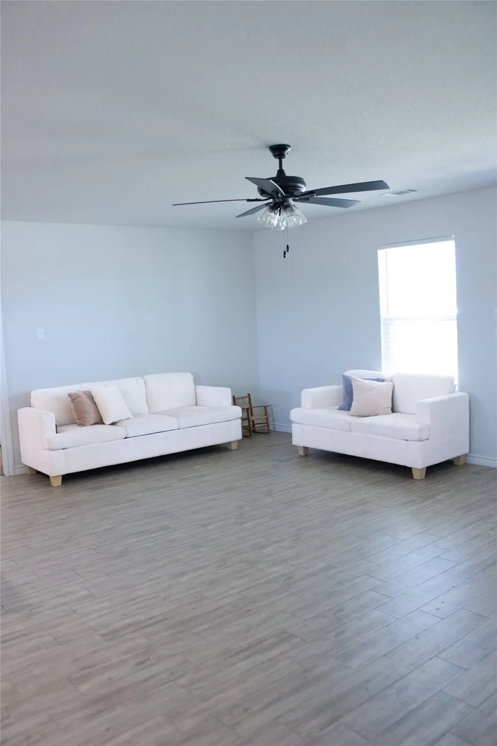 6043 Piper Anne Street Azle, TX 76020