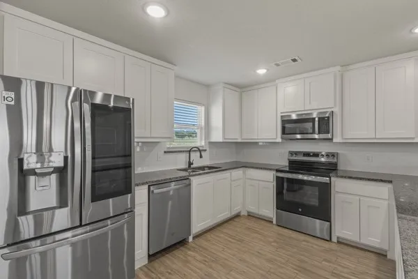 6043 Piper Anne Street Azle, TX 76020