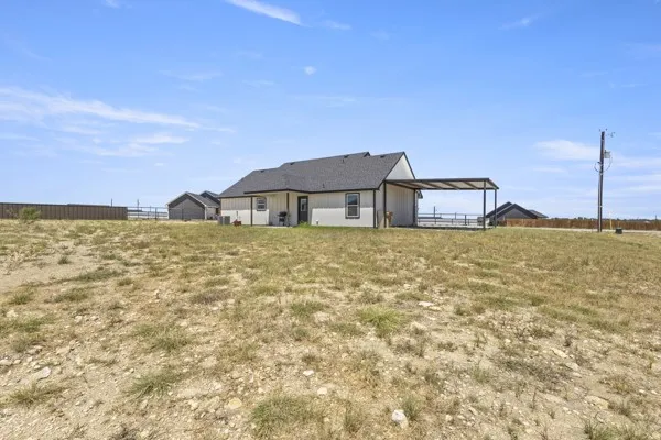 6043 Piper Anne Street Azle, TX 76020