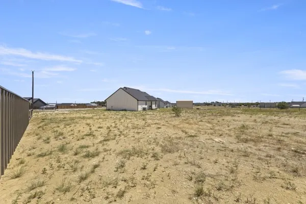 6043 Piper Anne Street Azle, TX 76020