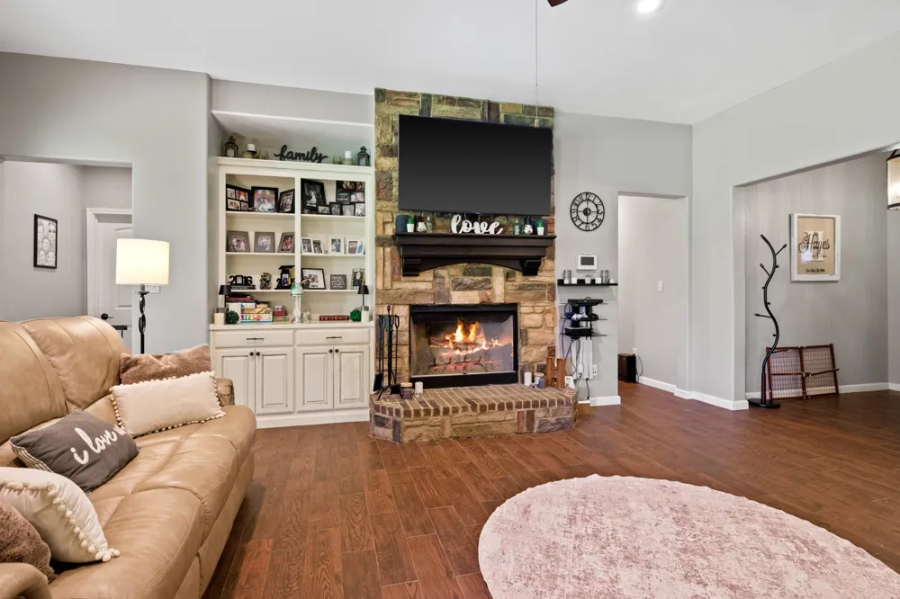 31 County Road 4742 Mt Pleasant, TX 75455