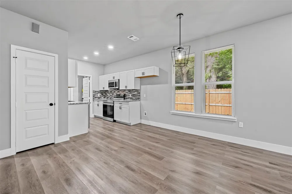 6147 Shawnee Drive Mabank, TX 75156