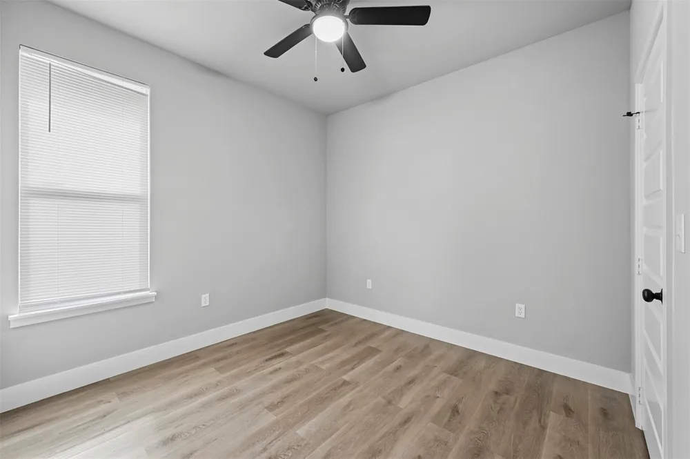 6147 Shawnee Drive Mabank, TX 75156