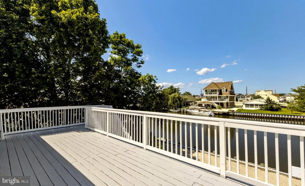 2 SPAR COURT Tuckerton, NJ 08087