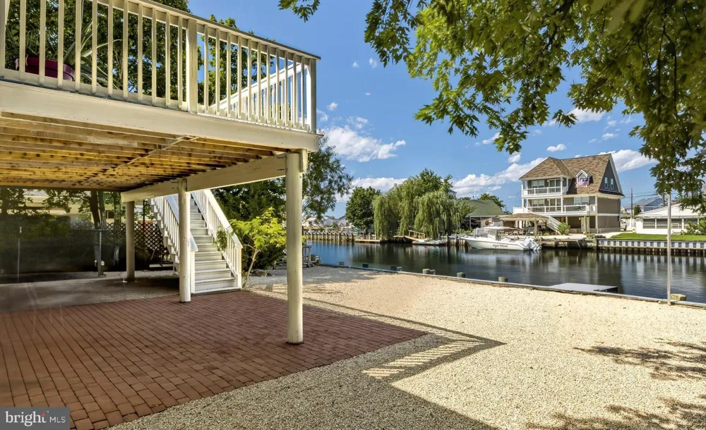 2 SPAR COURT Tuckerton, NJ 08087