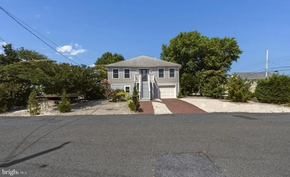 2 SPAR COURT Tuckerton, NJ 08087