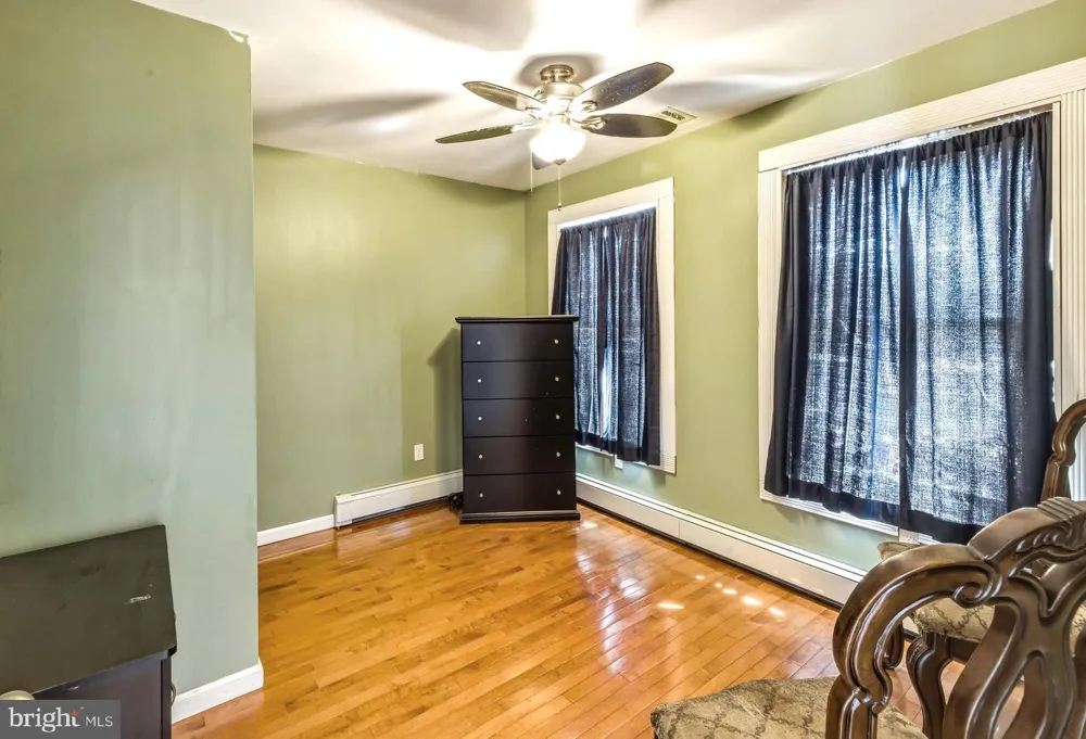 2 SPAR COURT Tuckerton, NJ 08087