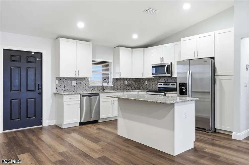 Plantation Drive Labelle, FL 33935