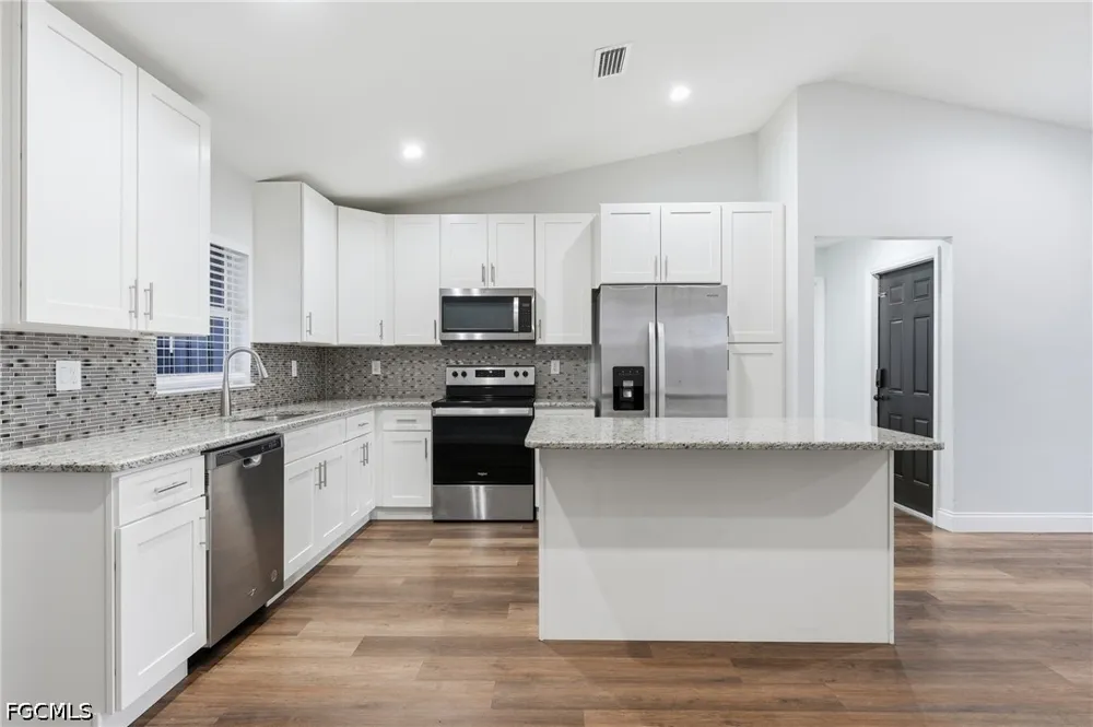 Plantation Drive Labelle, FL 33935